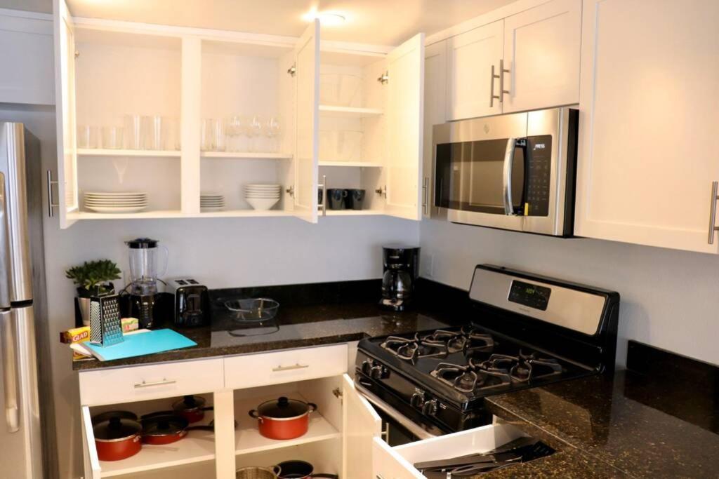 Heart Of West Hollywood Modern Suite 2 Bedroom 2 Bath Лос-Анджелес Екстер'єр фото